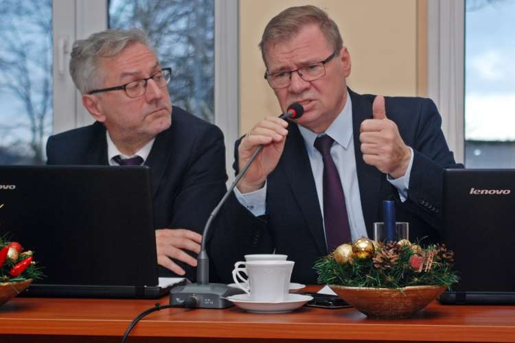 Łobżeniccy radni spierali się o finalny kształt budżetu