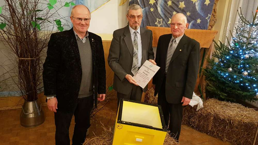 Spotkanie opłatkowe złotowskiego Koła Pszczelarzy