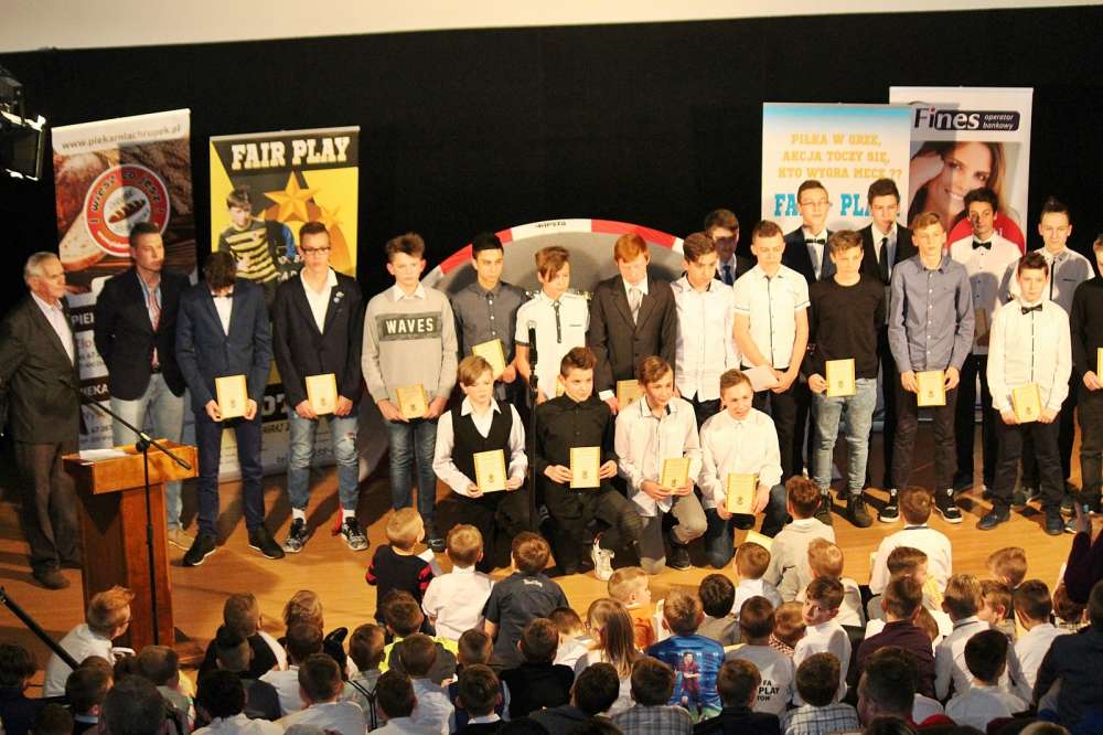 Piłkarska gala UKS FA Fair-Play Złotów