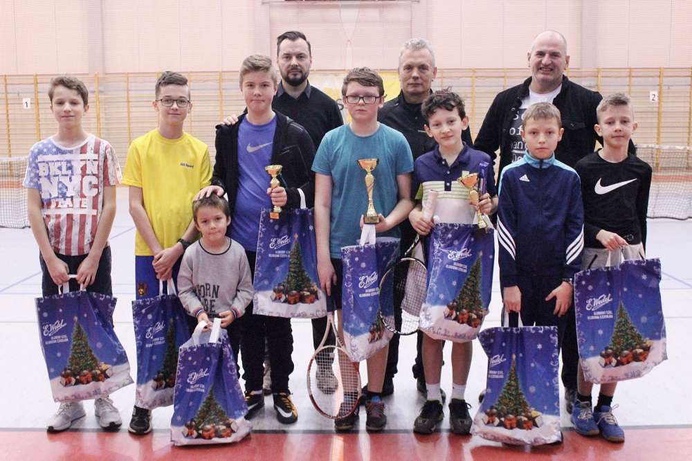 Gwiazdkowy turniej tenisa ziemnego