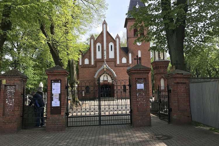 Nowe granice parafii pw. WNMP i parafii pw. św. Rocha w Złotowie