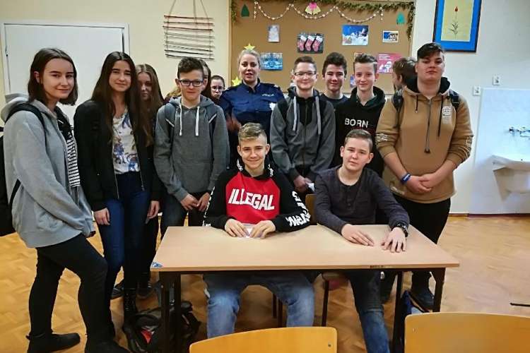 Kręci mnie bezpieczeństwo... przez cały rok szkolny
