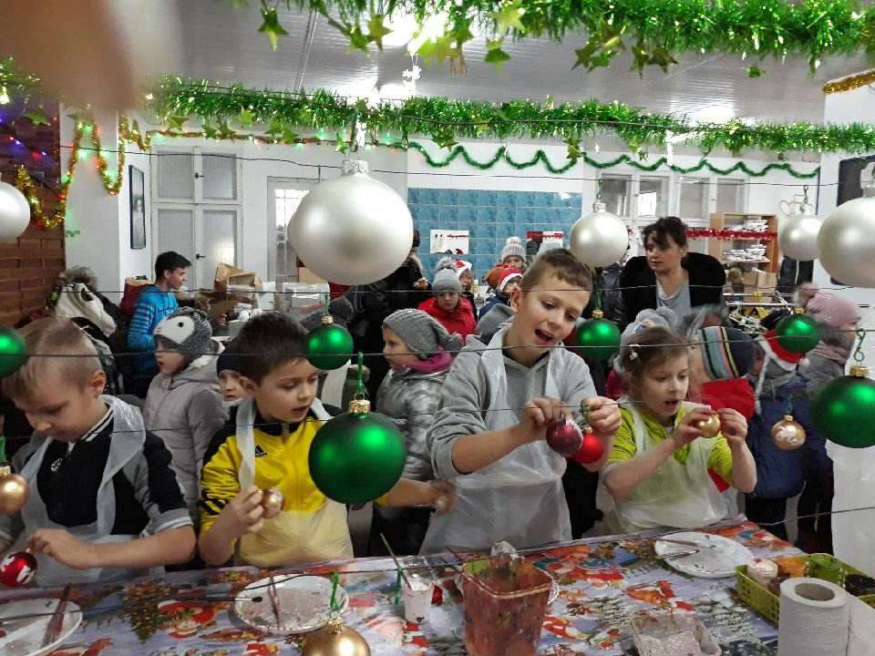 Mikołajkowa wizyta w Fabryce Bombek