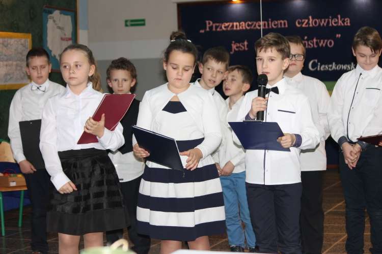 Cudze chwalicie, a swoje już znacie