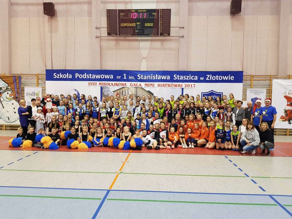 XVIII Mikołajkowy Turniej Mini Siatkówki Dziewcząt w Złotowie