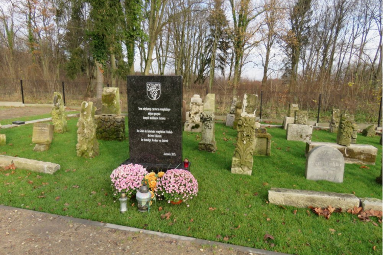 Lapidarium na cmentarzu w Jastrowiu