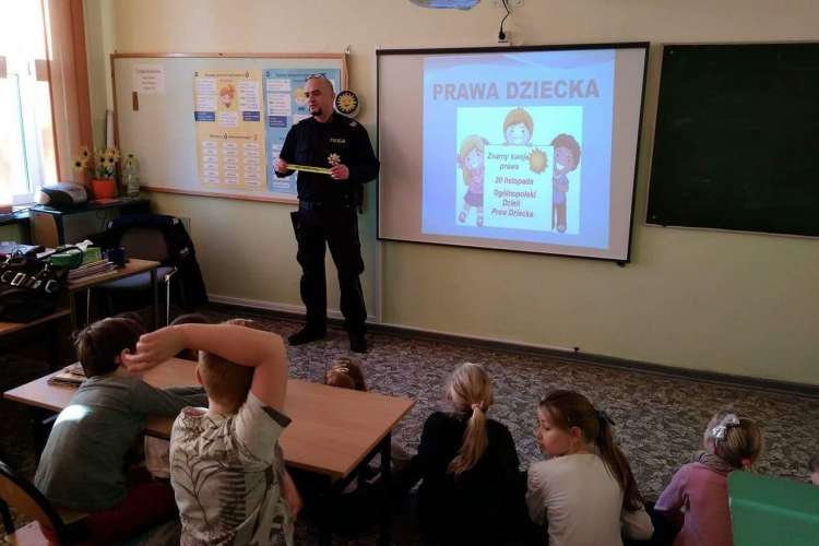 Pogadanka z najmłodszymi o prawach dziecka