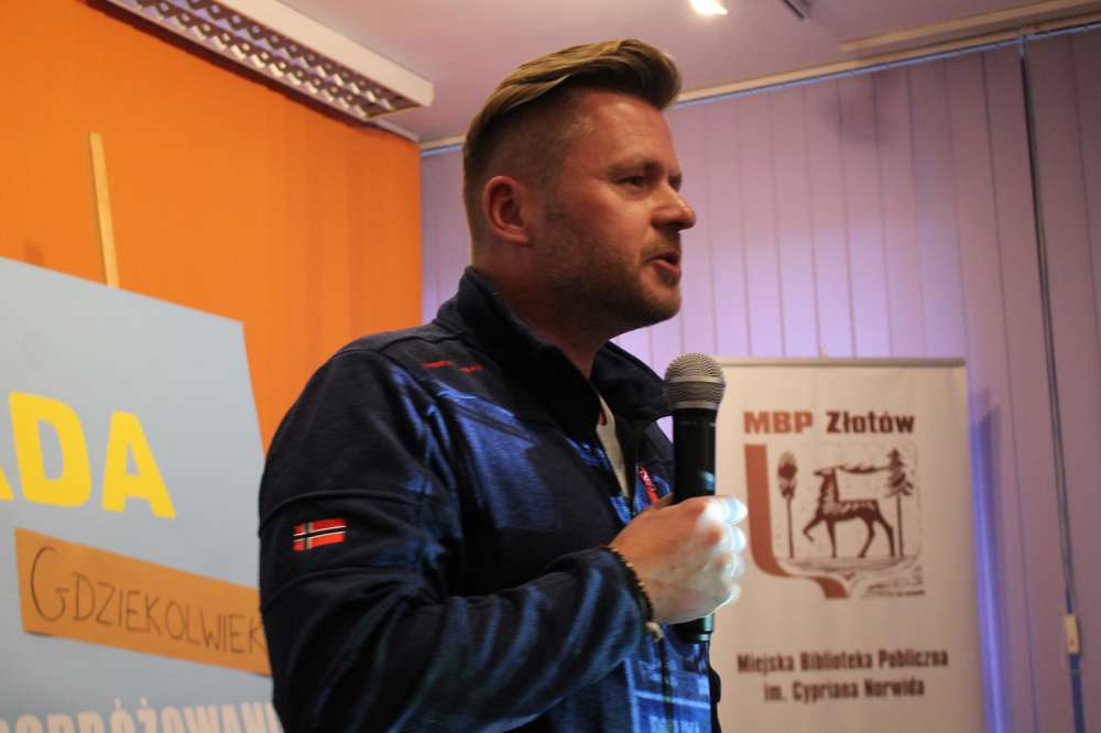 Warsztaty dziennikarskie z dziennikarzem i podróżnikiem Jakubem Poradą w Złotowie