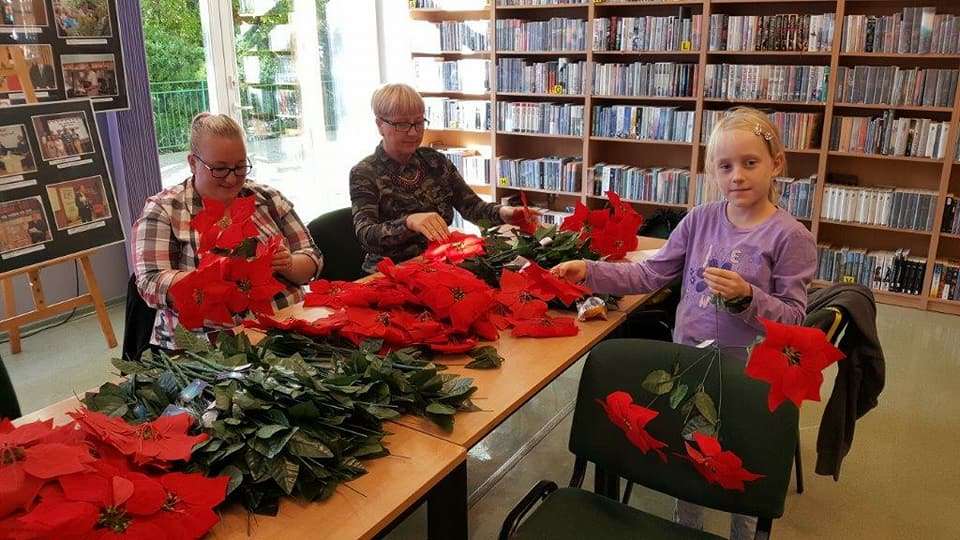 Złotowianka z gwiazdami