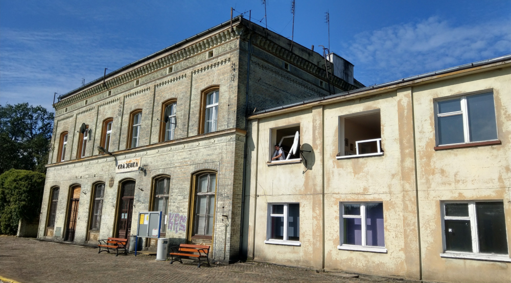 Remont budynku dworca PKP w Krajence