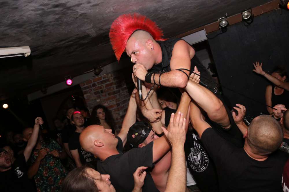The Casualties i Useless ID zagrali w Generatorze
