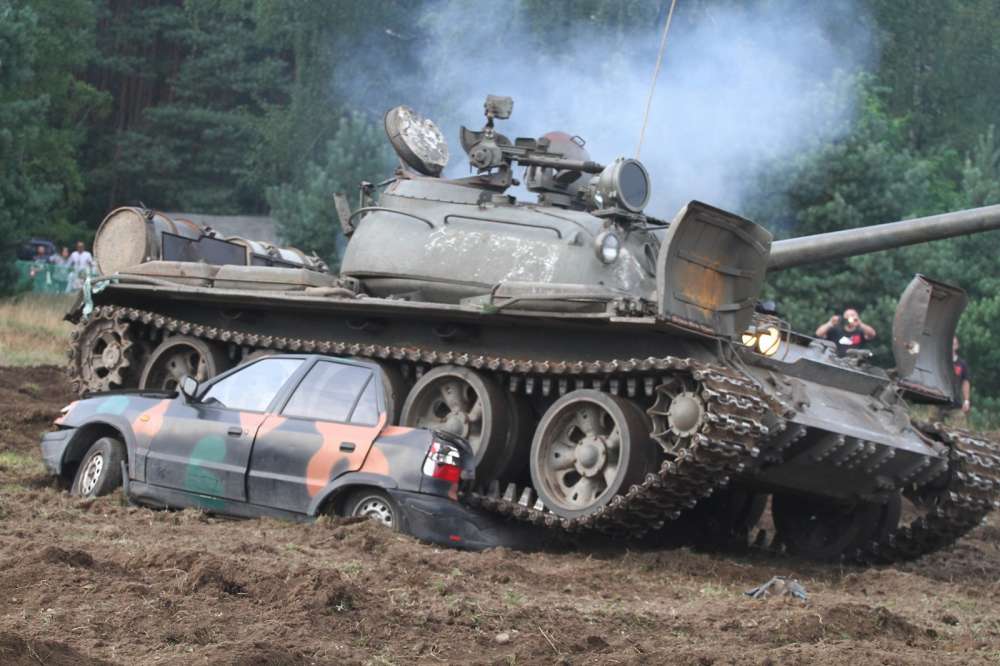 Tank Crush na Pikniku historycznym w Jastrowiu