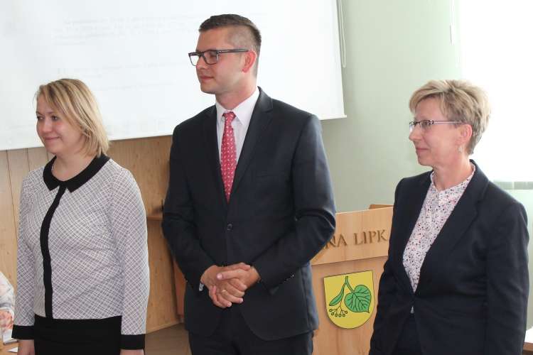 Takiego wójta ze świecą szukać