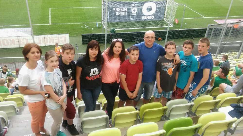 Wychowankowie MOS-u z Radawnicy na meczu Lechia Gdańsk - Pogoń Szczecin