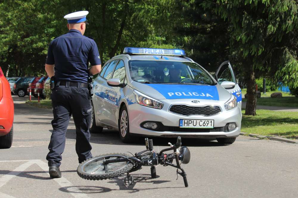 Zderzenie samochodu z rowerem na ul. Słowackiego