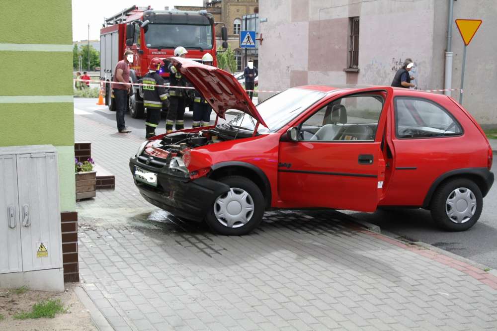 Kobieta zasłabła za kierownicą