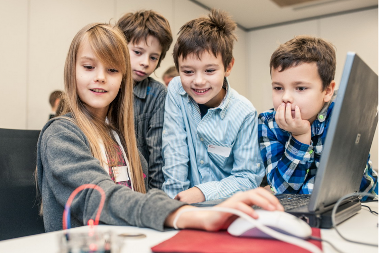 Jedynka w ogólnopolskim programie edukacyjnym Fundacji Orange - #SuperKoderzy