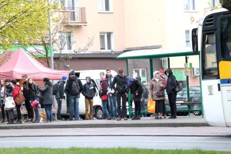 Cyrk z biletami autobusowymi