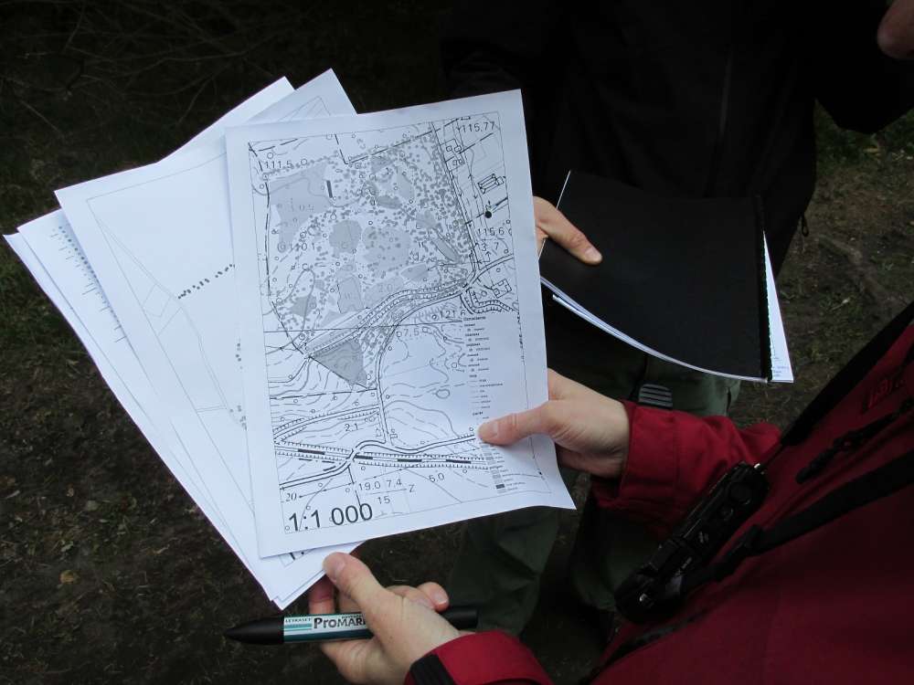 Prace projektowe w parku w Międzybłociu