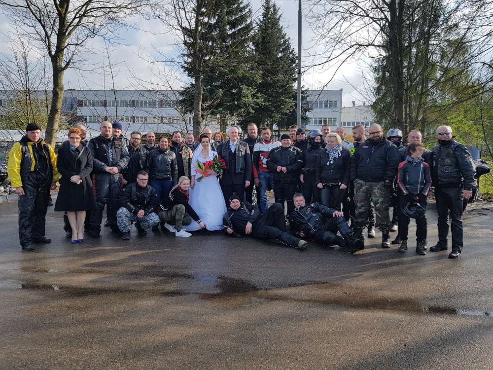 Ślub pary motocyklistów w Złotowie
