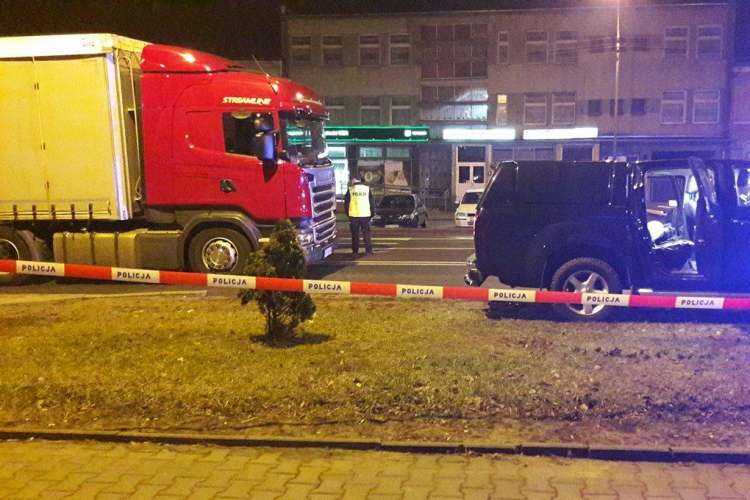 Mężczyzna zginął potrącony przez ciężarówkę w Jastrowiu