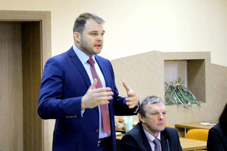 Niekończąca się opowieść, czyli radni o problemach drogowych
