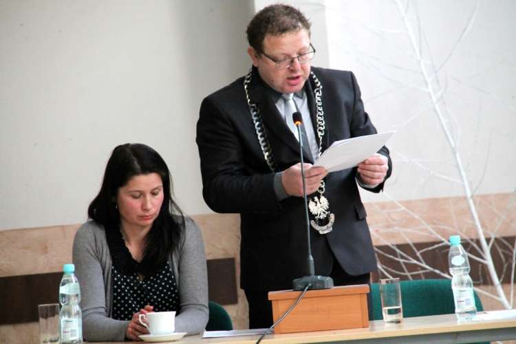 Radnego interpelacja, wójta reakcja