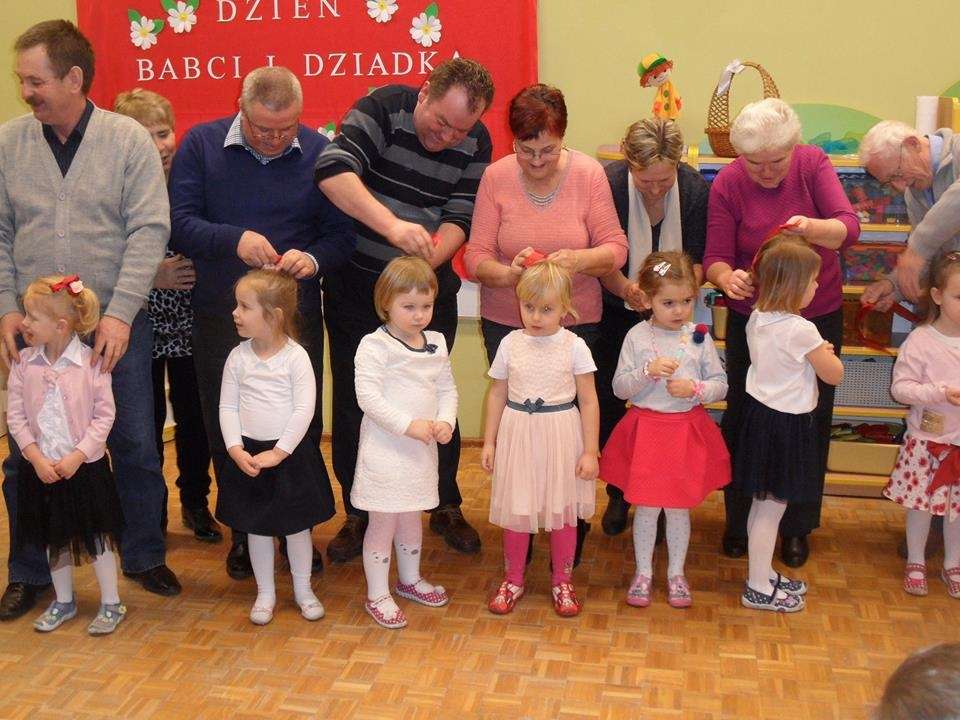 W Krajence dziadkowie byli dumni z wnuków [zdjęcia]
