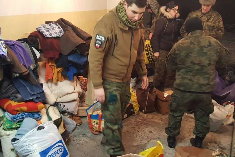 Chcesz pomóc bezdomnym przetrwać zimę? Przyjdź na sobotnią zbiórkę