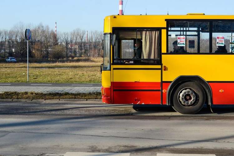 Droższe przejazdy do szkoły