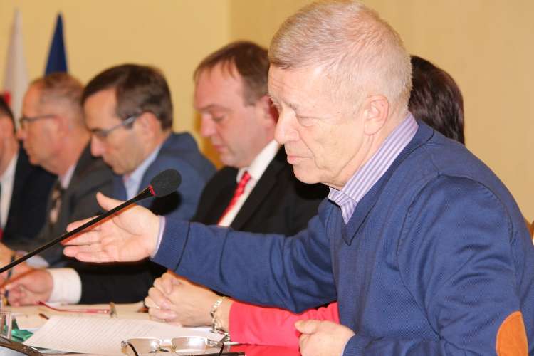 Jagoda, po co ci to? Czyli jak radny Wełniak komentuje sytuację w szpitalu