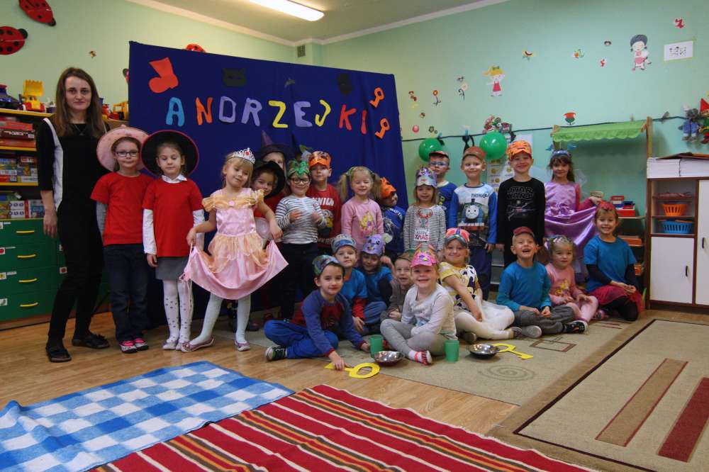 Przedstawienie andrzejkowe w Przedszkolu nr 3 w Złotowie