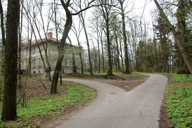 Gmina chce przejąć park w Bartoszkowie i zainwestować