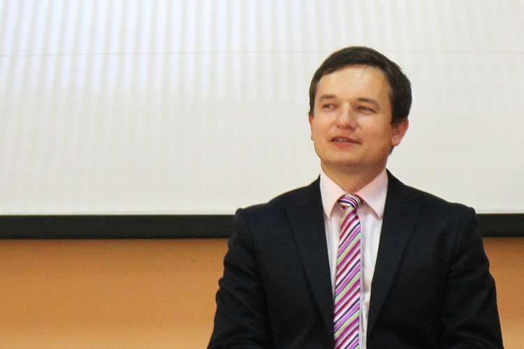 Przewodniczący apeluje o zgodę
