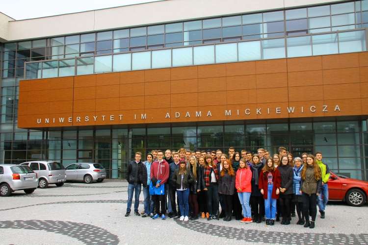 Licealiści na studiach – uczniowie I LO uczestniczyli w inauguracji roku akademickiego