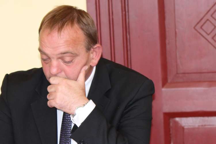 Radny Tomasz Fidler nie traci mandatu
