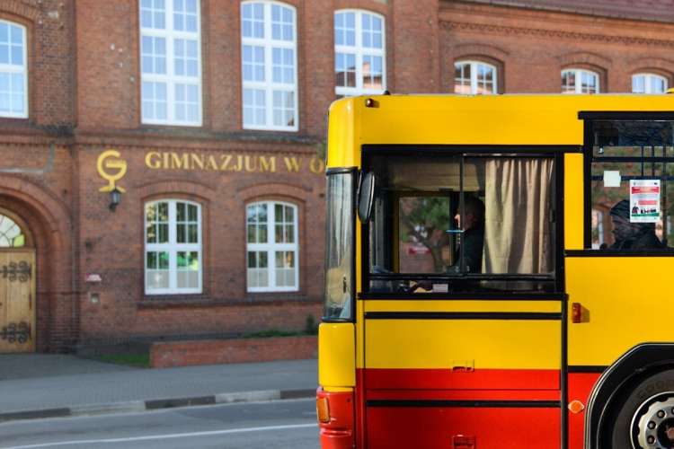 Gmina Okonek wybrała przewoźnika. Około 500 uczniów ma transport do szkół i przedszkoli