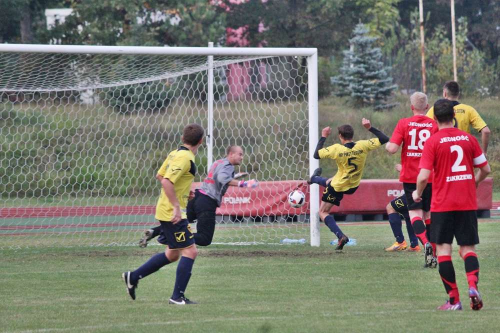 Jedność ogrywa Piasta w derby powiatu