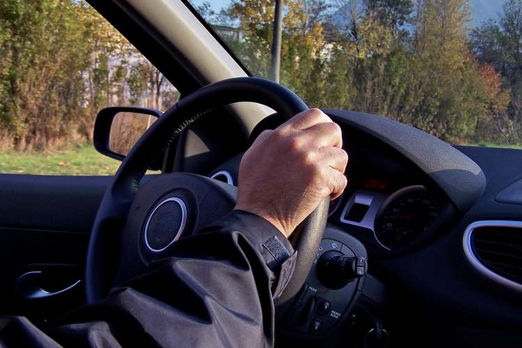 67-latek ze Złotowa prowadził auto mimo cofnięcia uprawnień