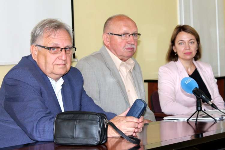 Domański na ławkę