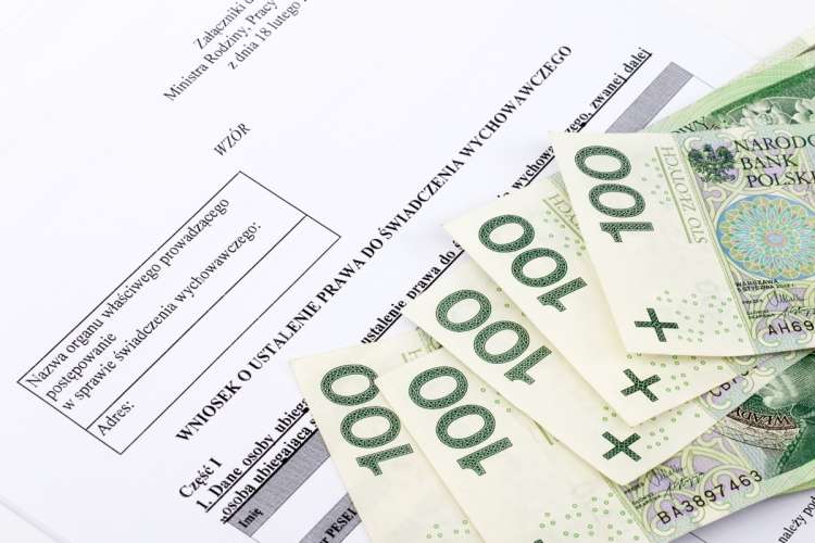 Długie oczekiwanie na 500+
