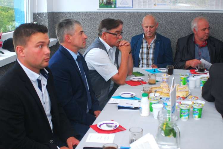 Ponad 4200 zł brutto!