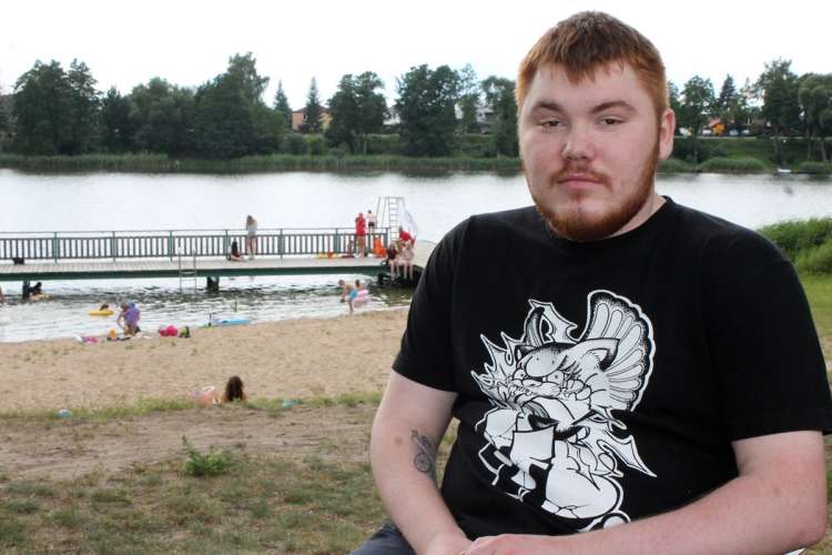 Na wyobraźnię działa przykład. Mariusz Gemza przestrzega przed skakaniem do wody