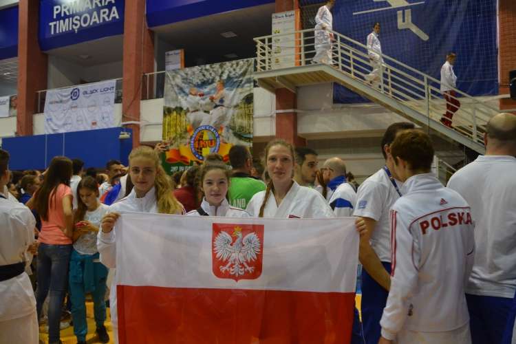 Trzy zawodniczki Stowarzyszenia Satori w Jastrowiu na Mistrzostwach Europy w Karate