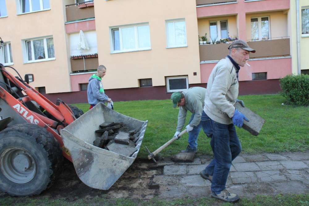 Ruszyła przebudowa placu przy Słowackiego
