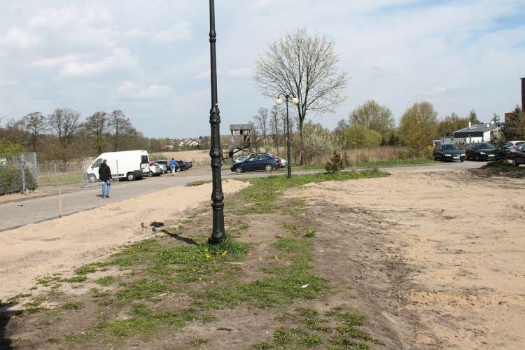Co z parkingiem przy Domu Polskim?