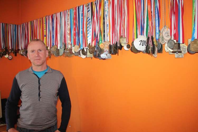 Na adrenalinie? Dookoła świata. Darek Mańkowski właśnie przebiegł dwusetny maraton