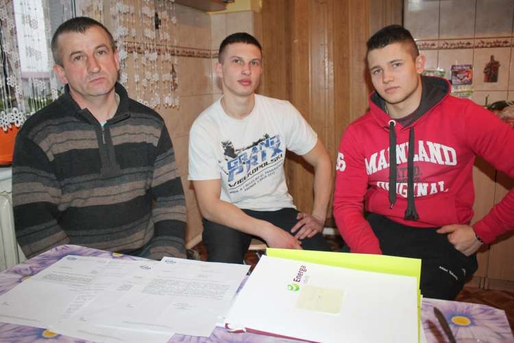 Bez prądu w gospodarstwie funkcjonować nie sposób. Państwo Mielniczek boleśnie się o tym przekonali