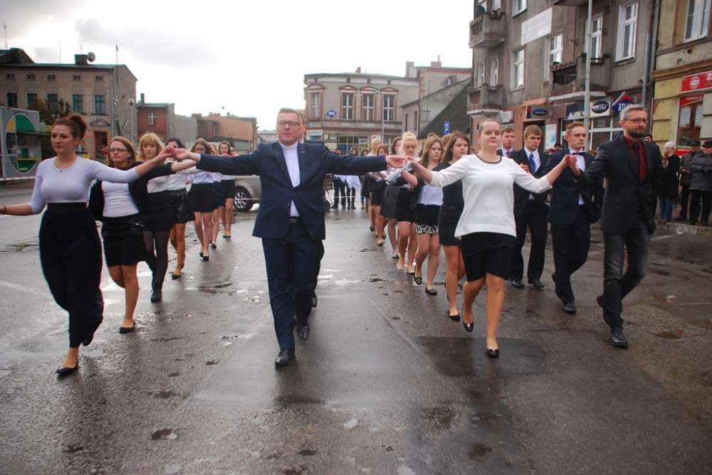 [WIDEO] Maturzyści wyszli na ulice