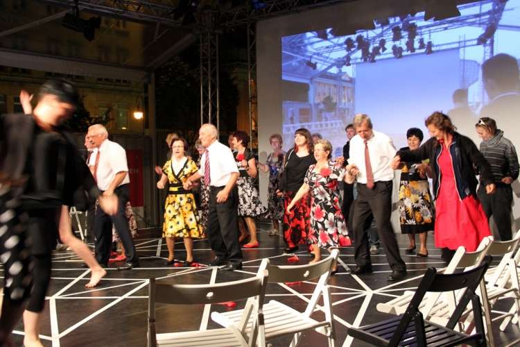Warszawska scena tańca w Zakrzewie
